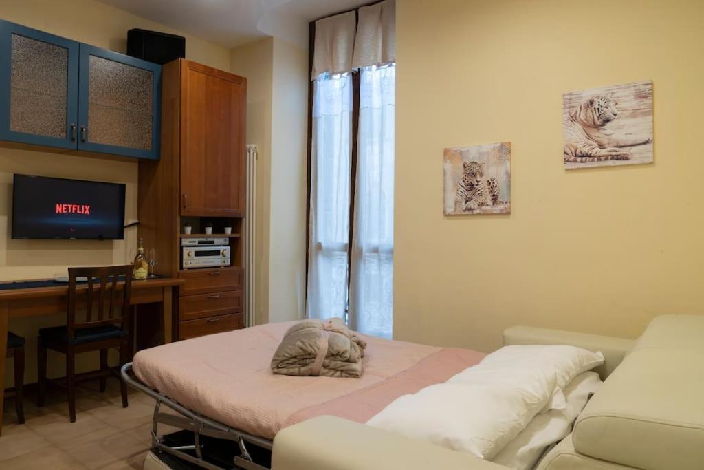 Free Parking, Netflix & Wi-fi In Apartment